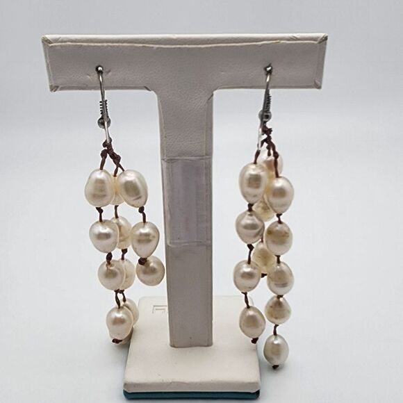 Genuine Freshwater Pearl Dangling Earrings - Picture 3 of 4